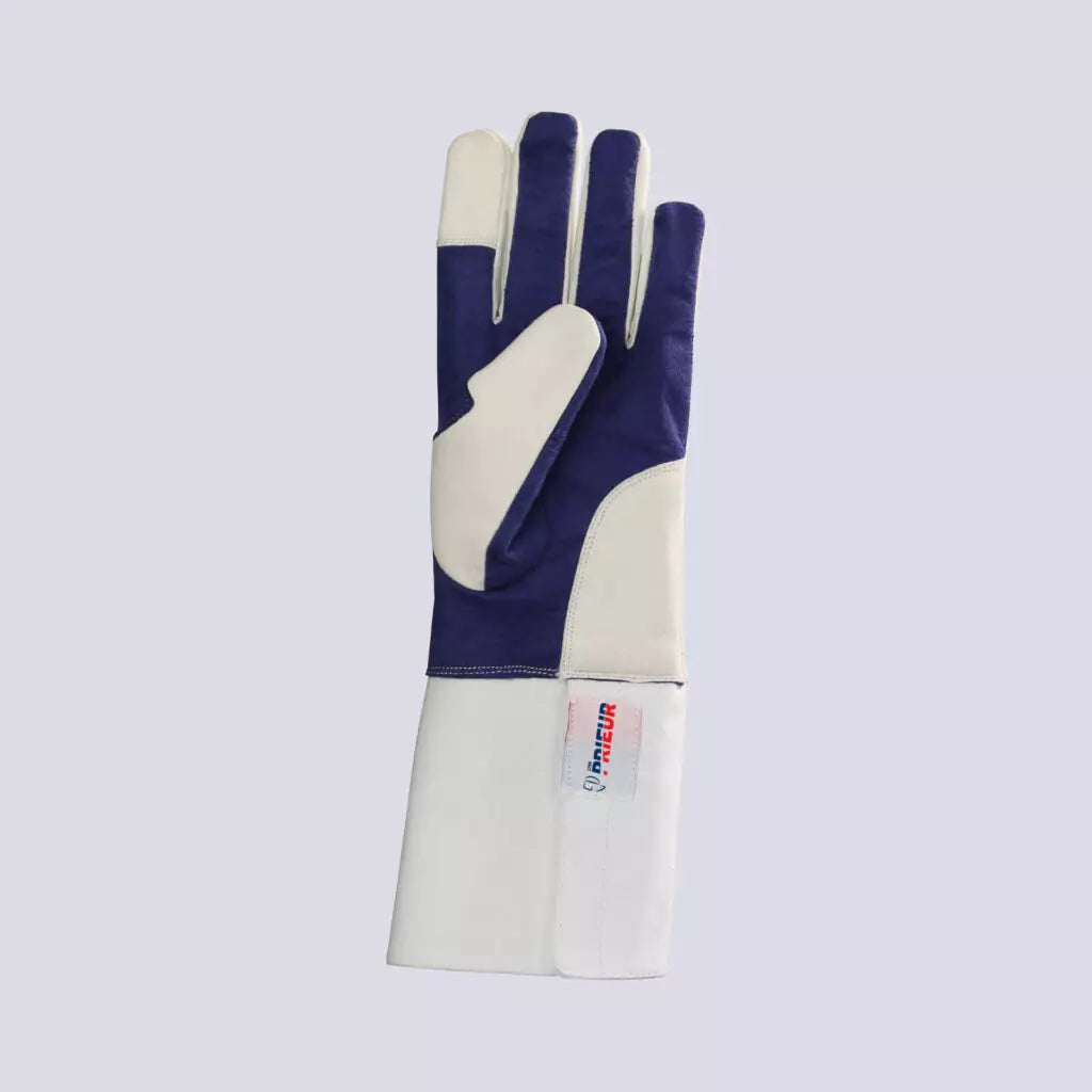 Epee and foil glove color