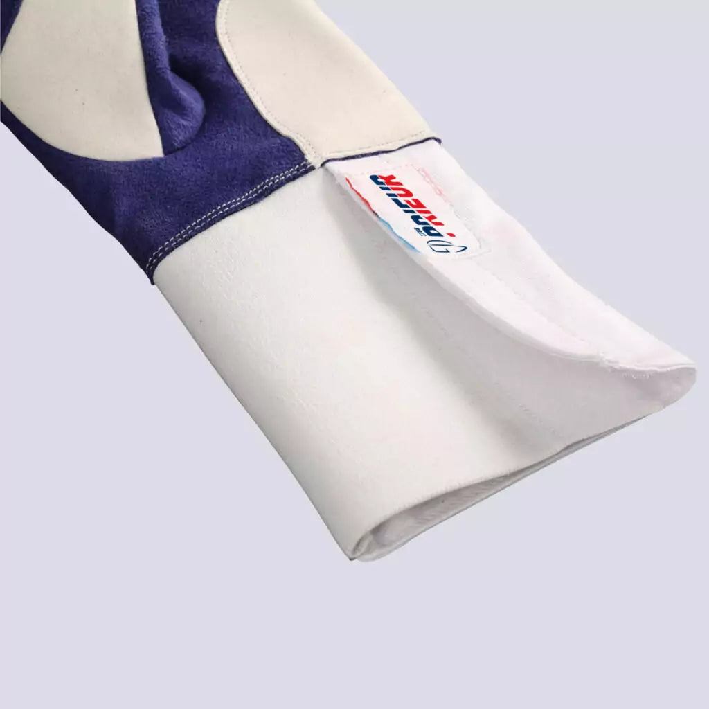 Epee and foil glove color