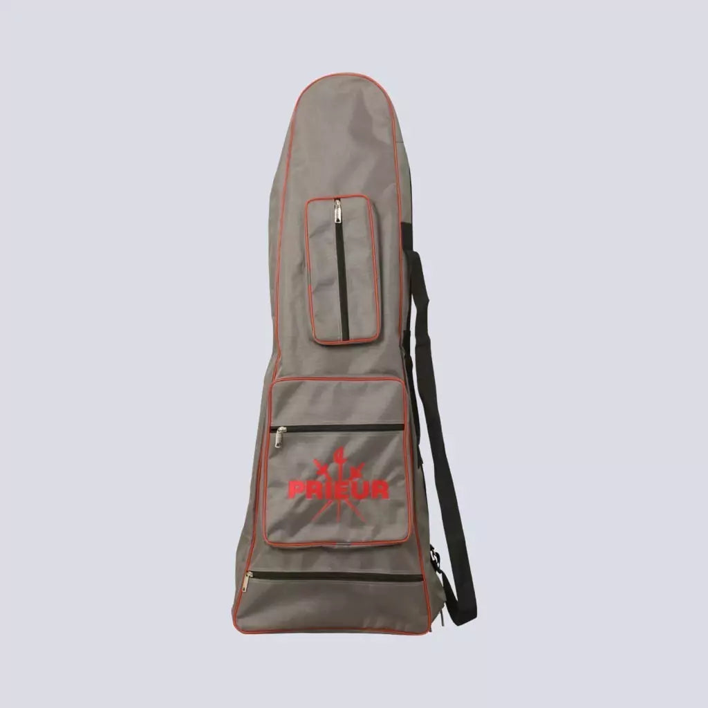 Guitar bag with external pockets