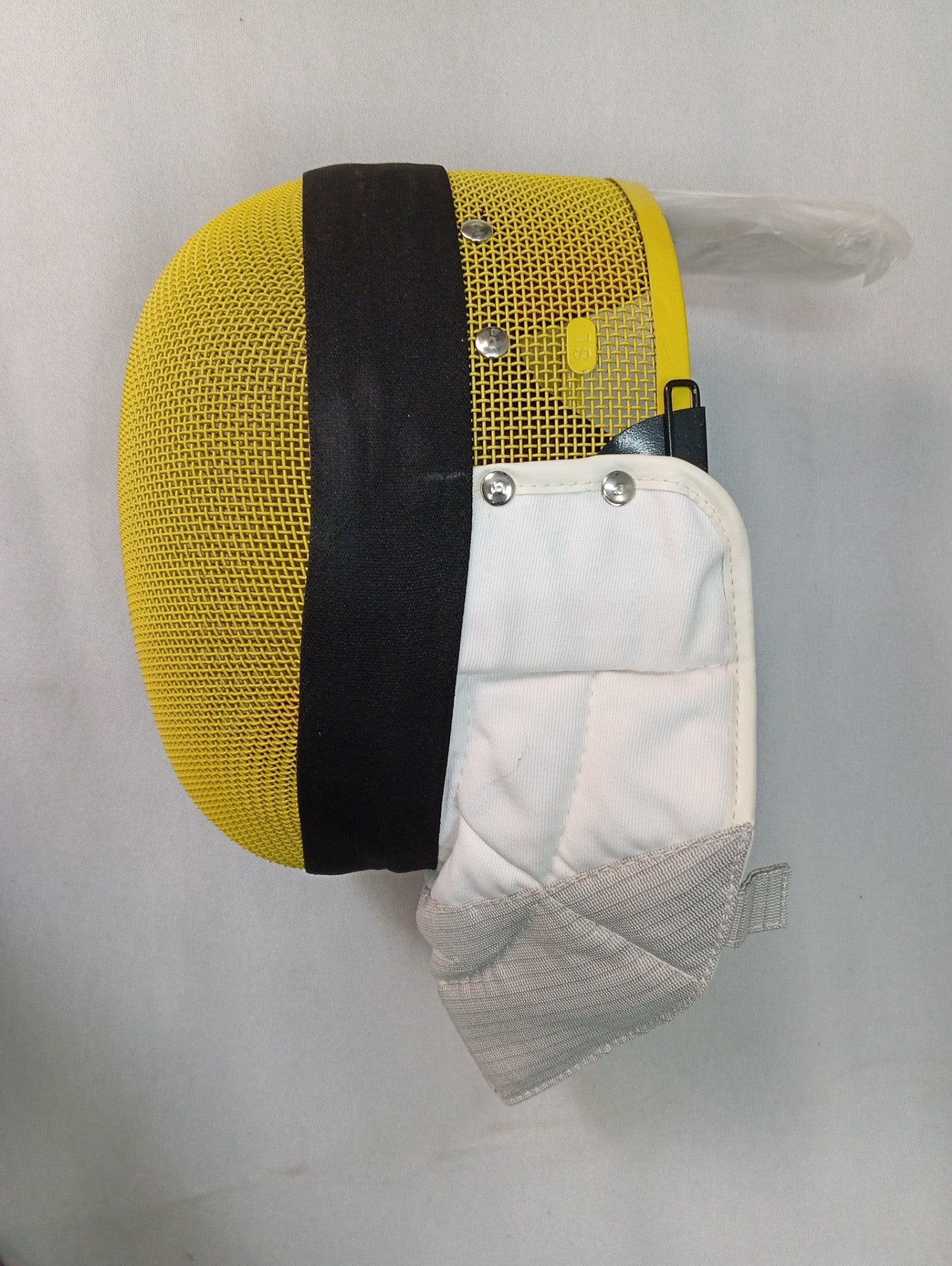 ΜΑΣΚΑ ξίφους ασκήσεως χρωματιστή 350Ν